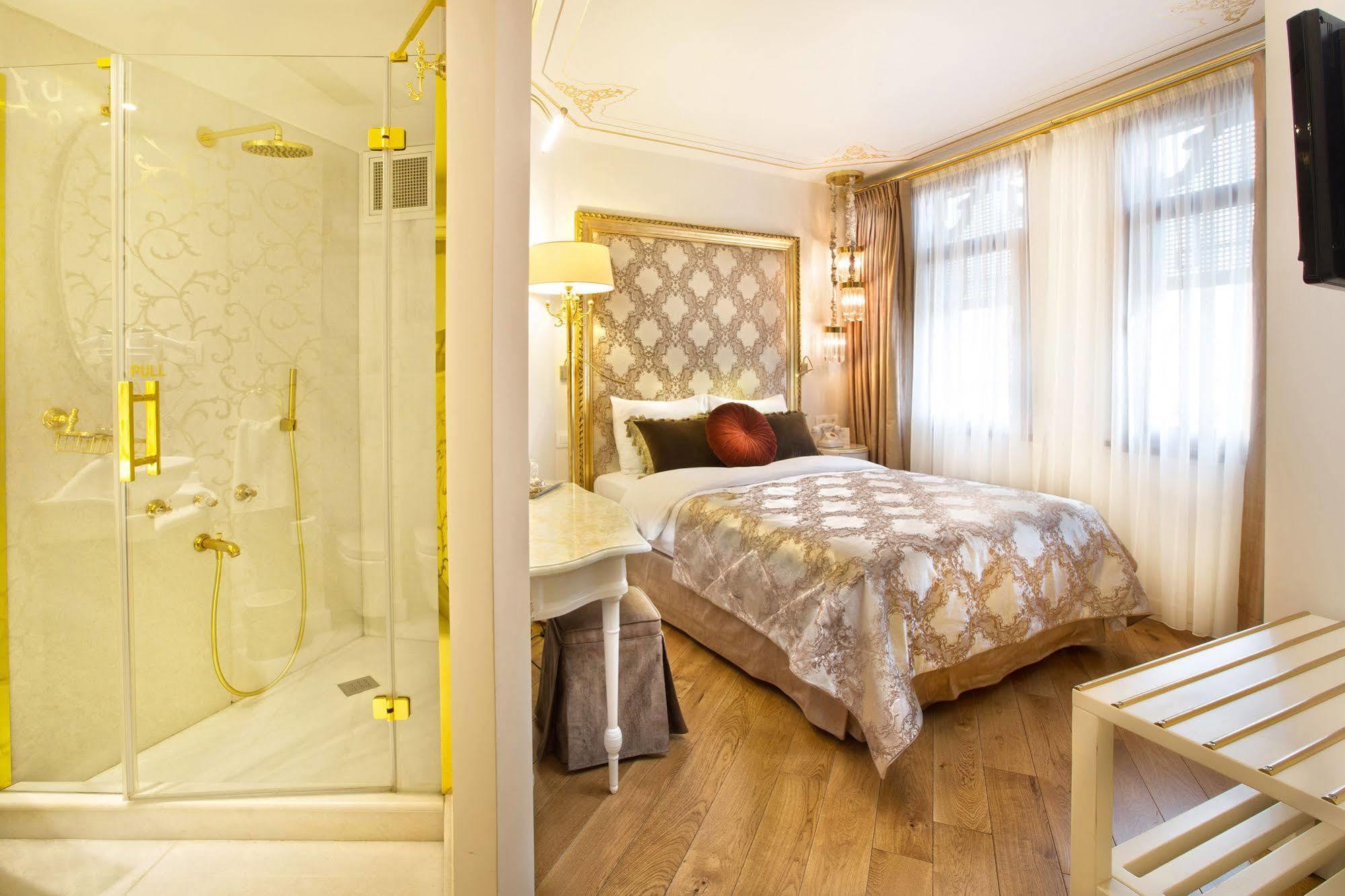 Valide Sultan Konagi 4* Istanbul