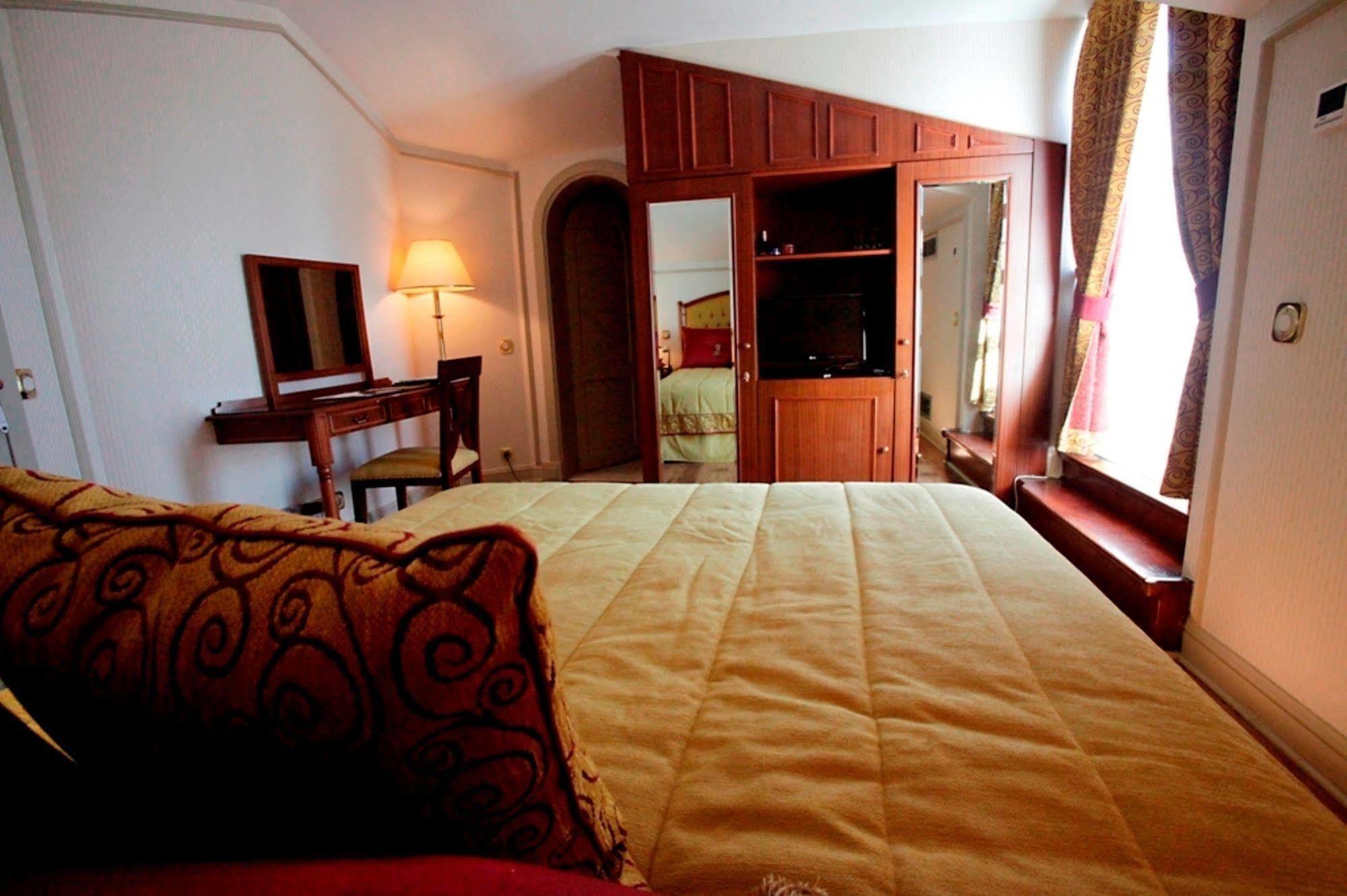 Hotel Bosphorus Palace 4*