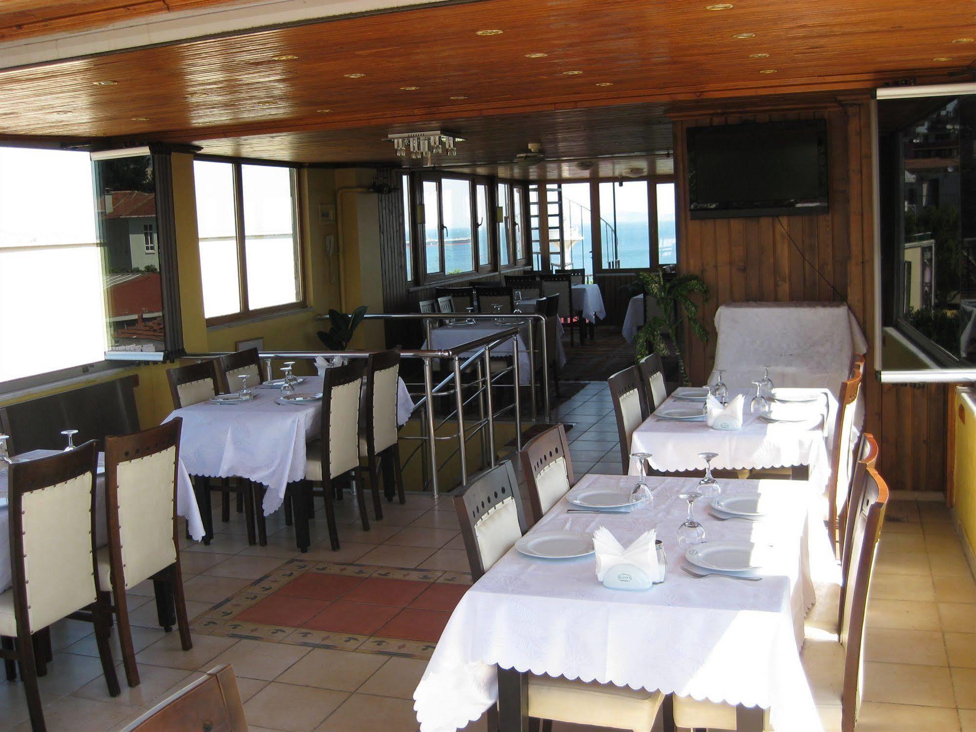 Hotel Abella