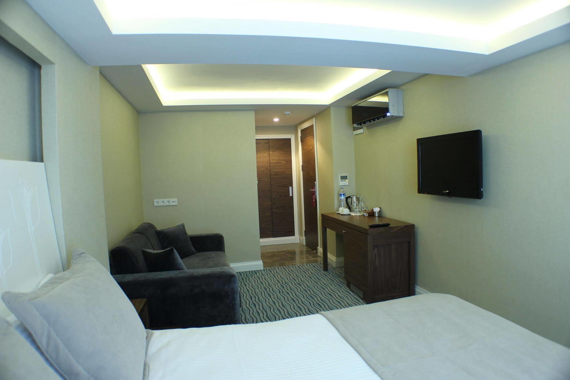 Hotel Aston Taksim 4*