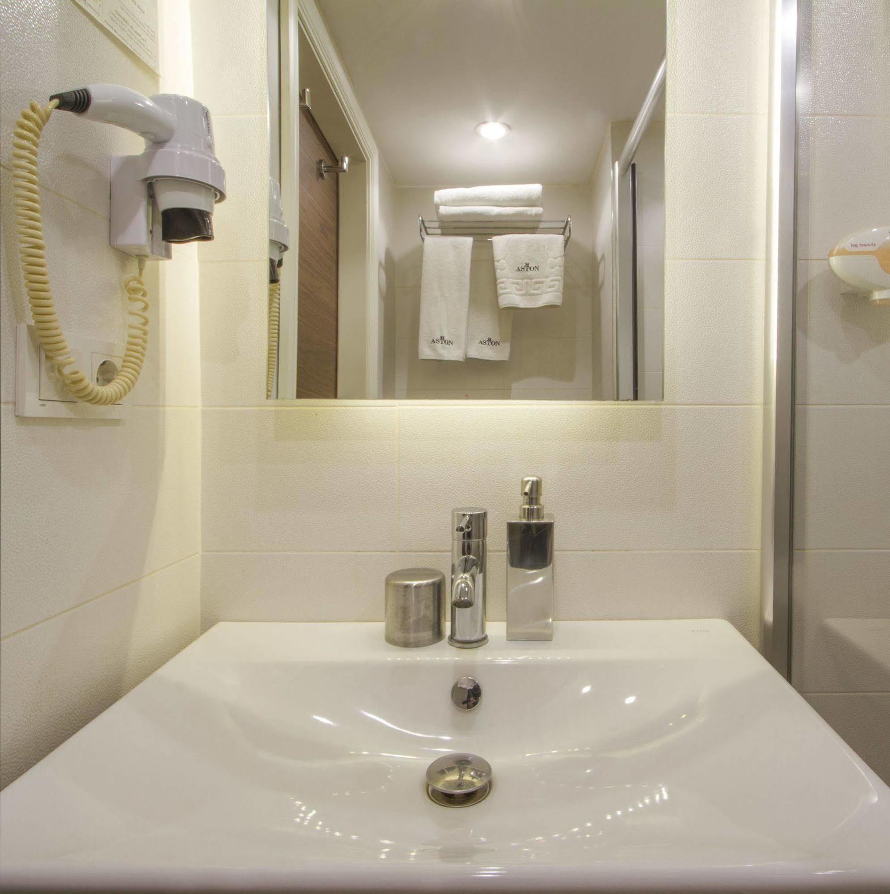 Hotel Aston Taksim 4*