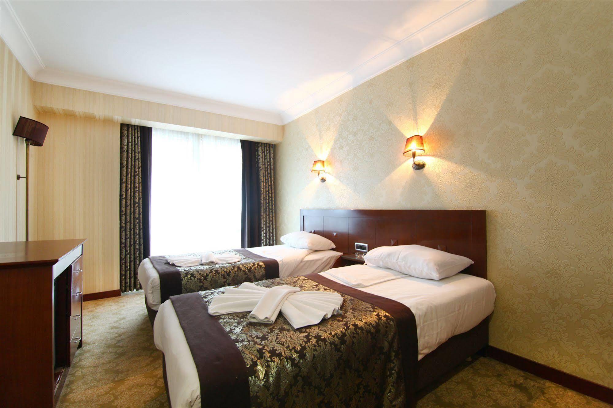 Monaco 4*