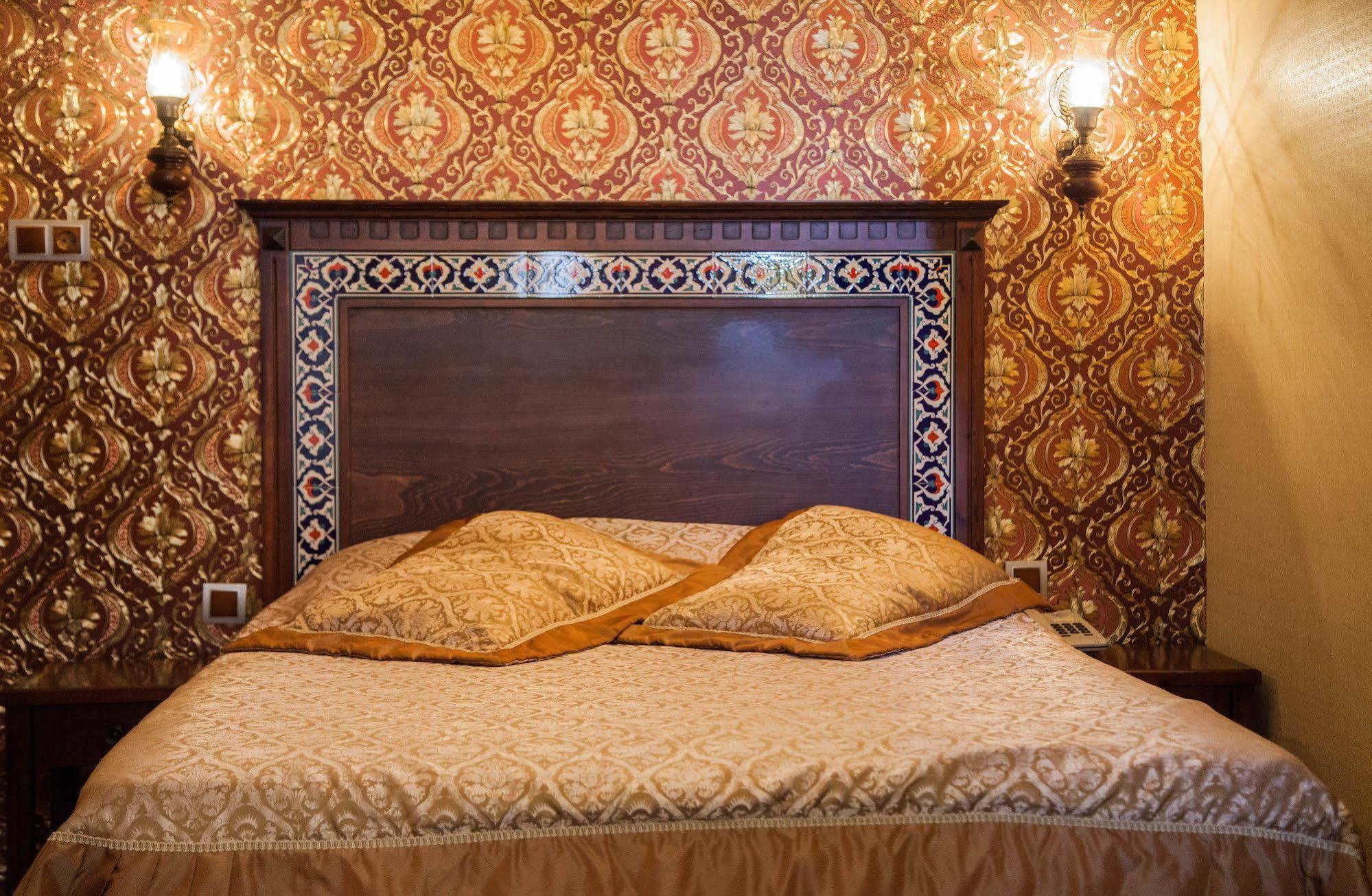 Cem Sultan Hotel 2*