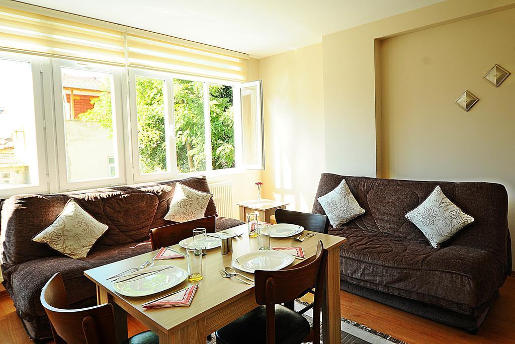 Atrium Aparthotel 3*