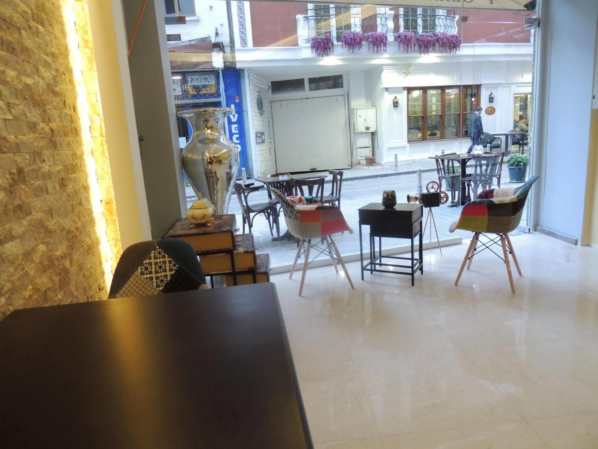 Sirkeci Quietness Hotel 3*