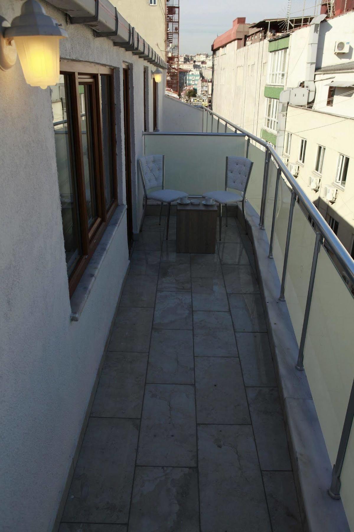 Birinci Aparthotel 3*