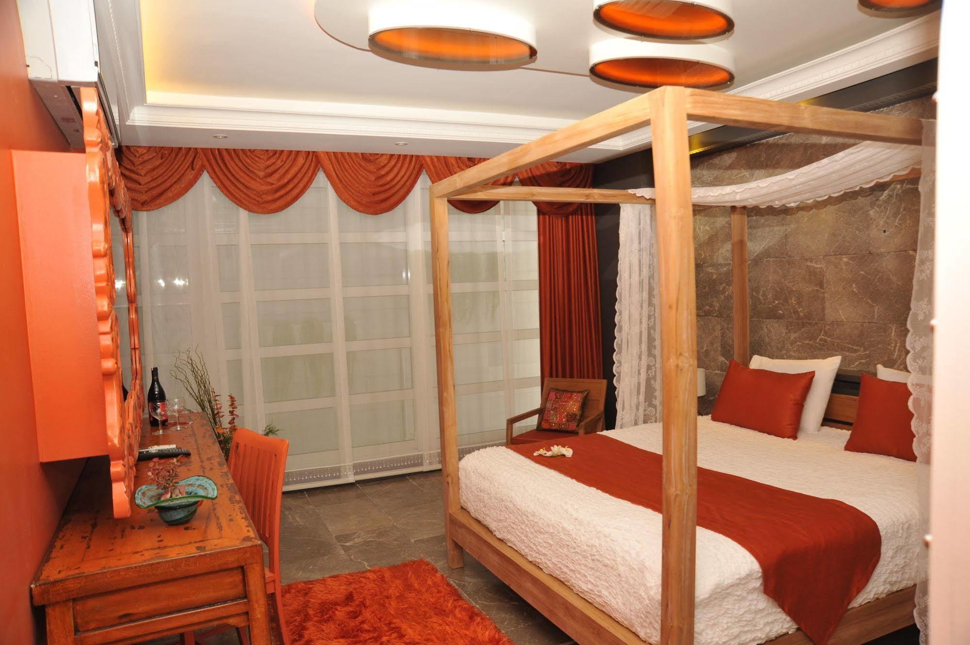 Hotel Mood Design 4*