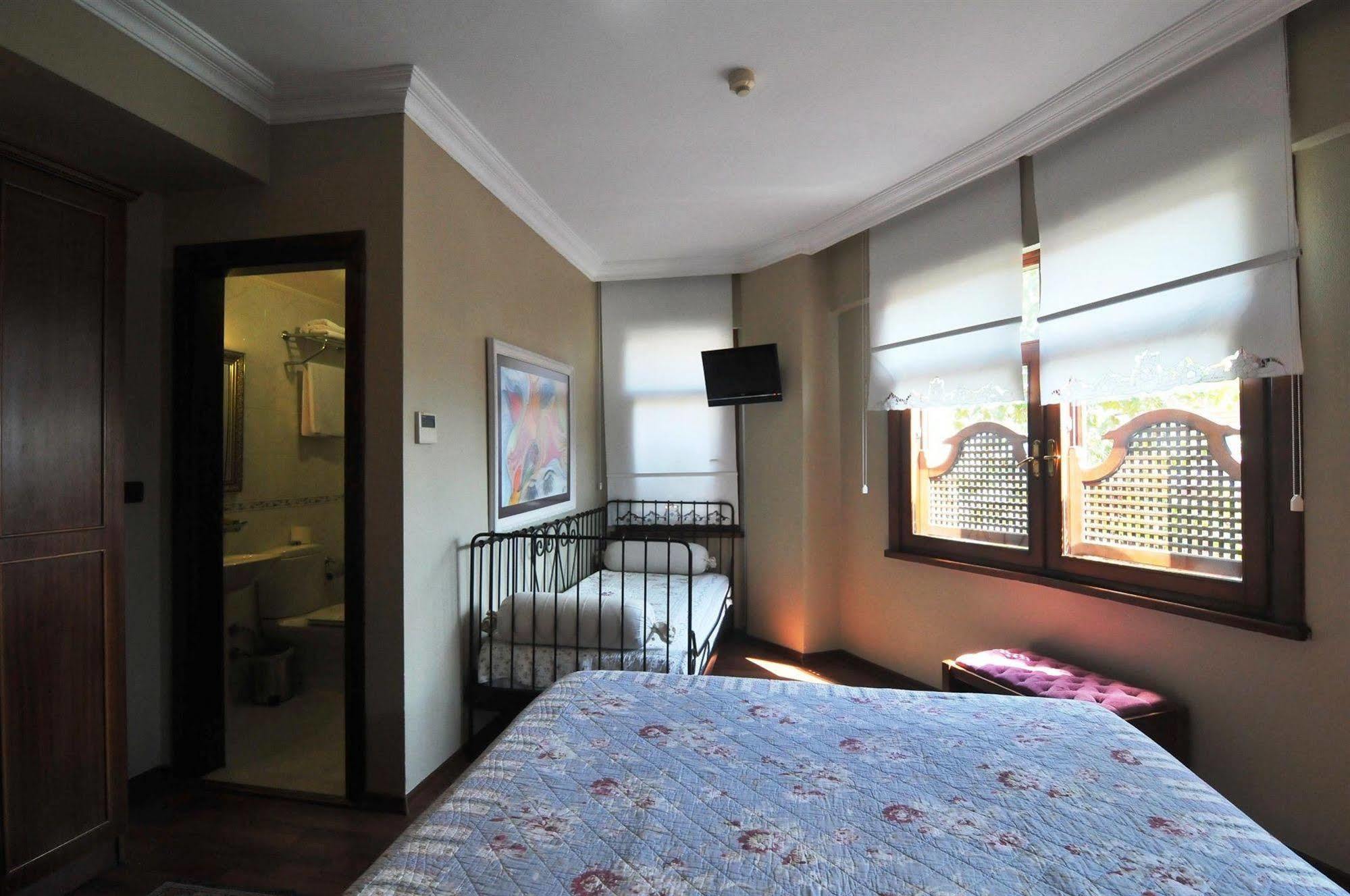 Hotel Emine Sultan 3*