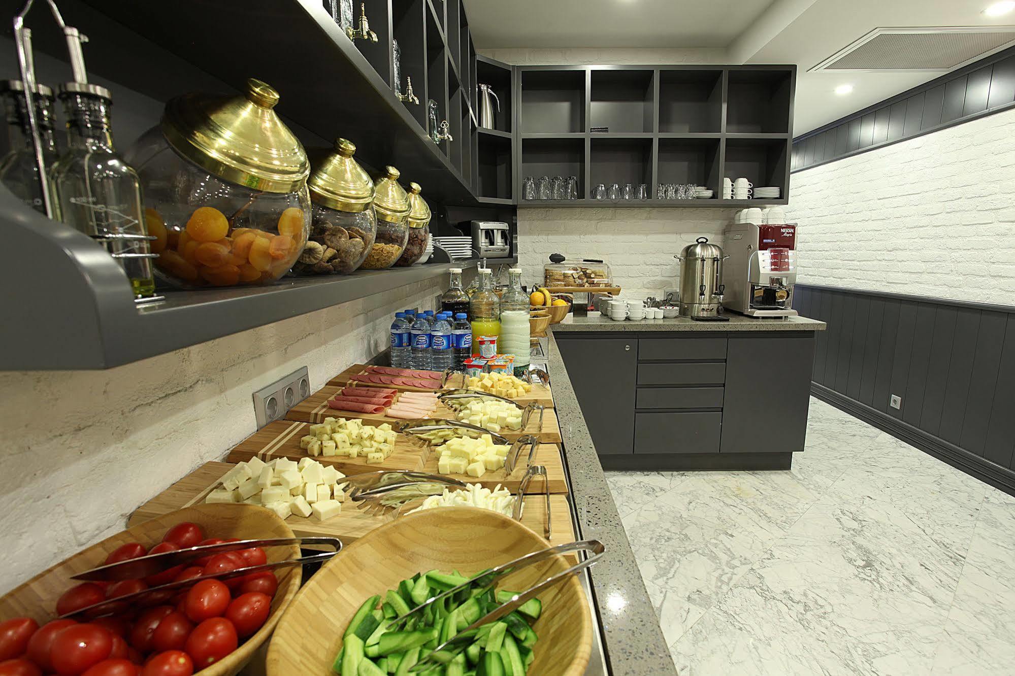 Hotel Q Pera (adults Only) 3*