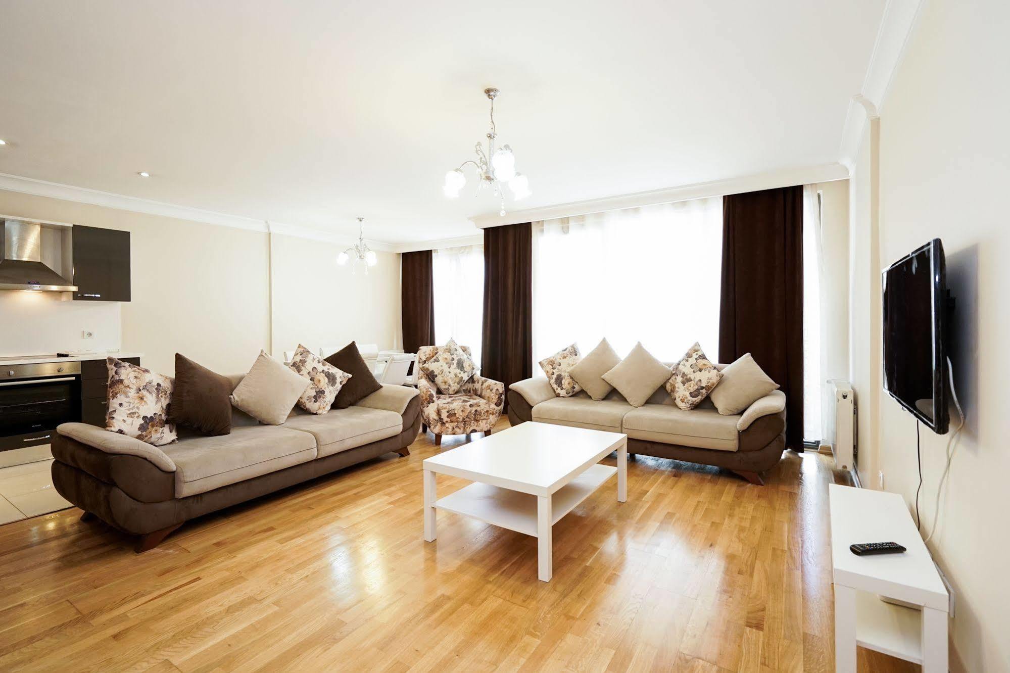 The Loft House Taksim Apartment