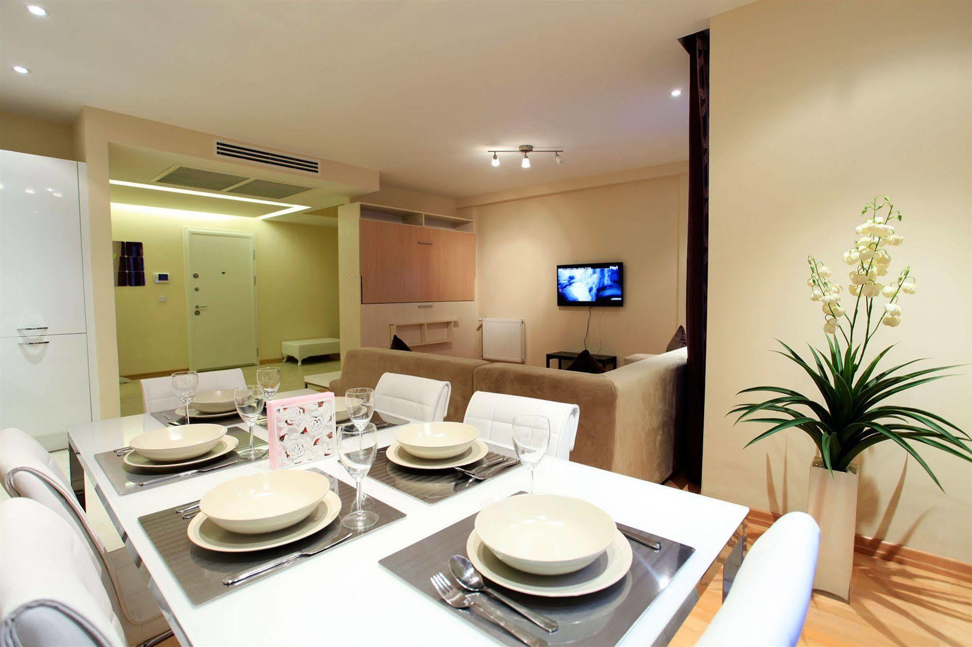The Loft House Taksim Apartment