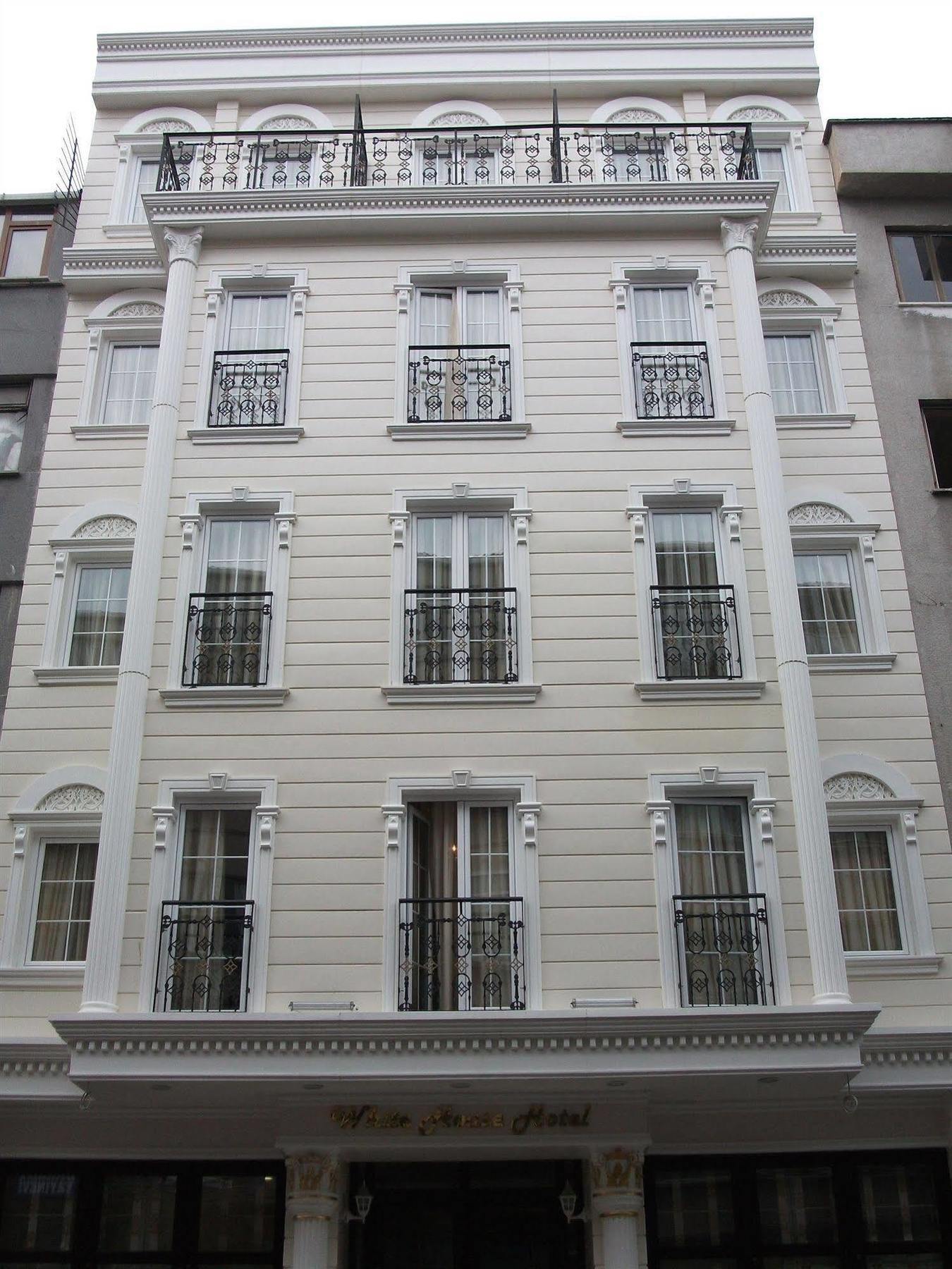 White House Hotel