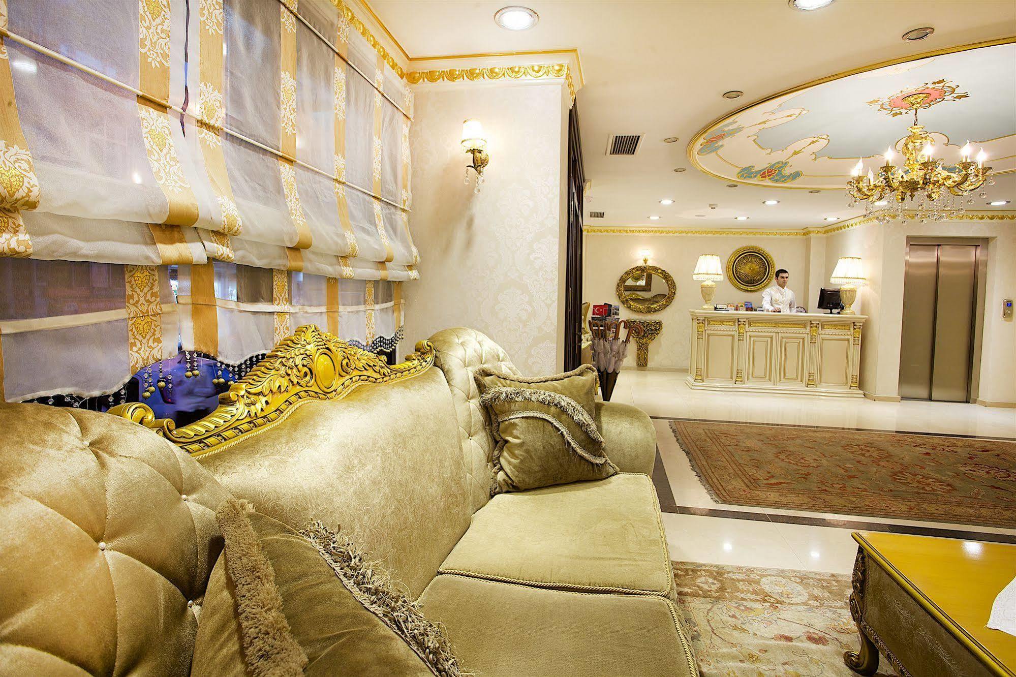White House Hotel 4*