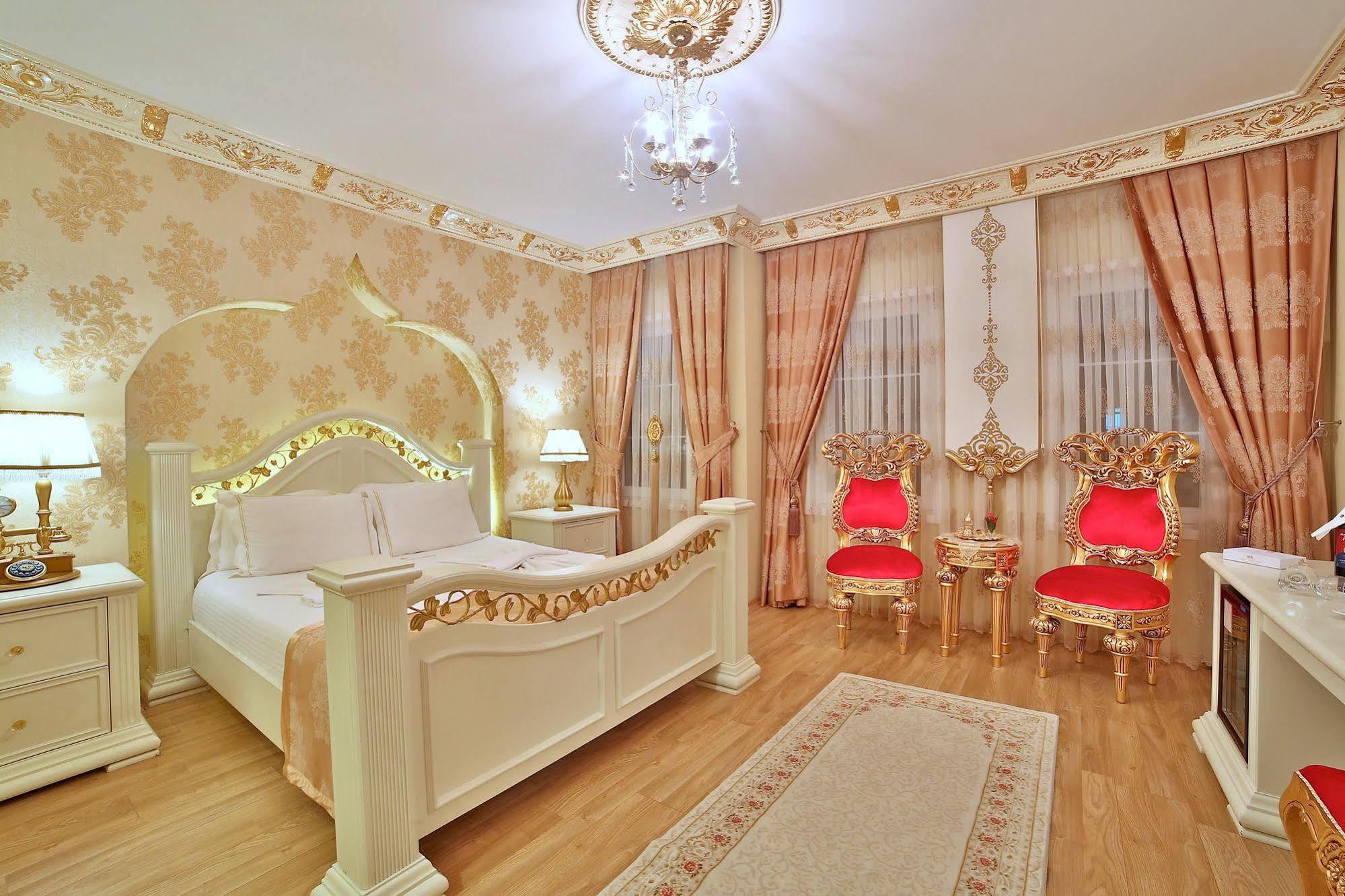 White House 4* Istanbul