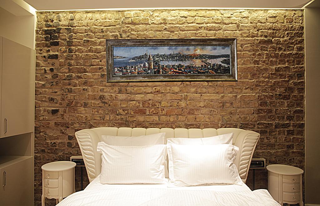 Frida * Istanbul