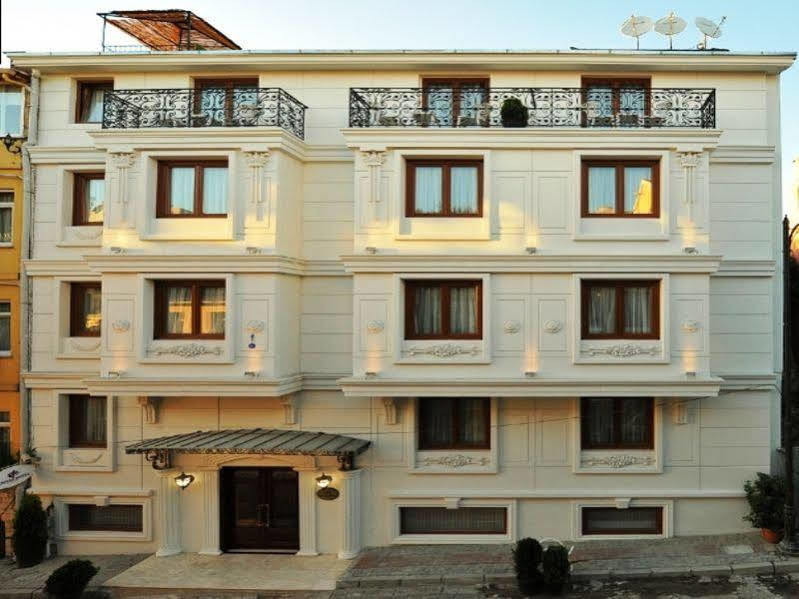 Hotel Albinas Old 4*