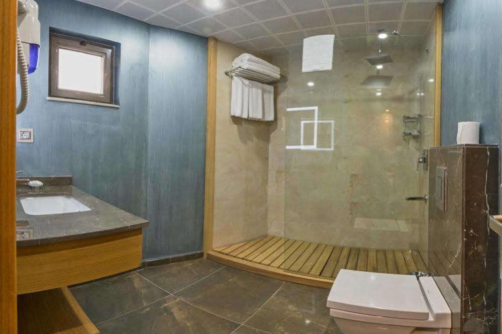 Hotel Bisetun