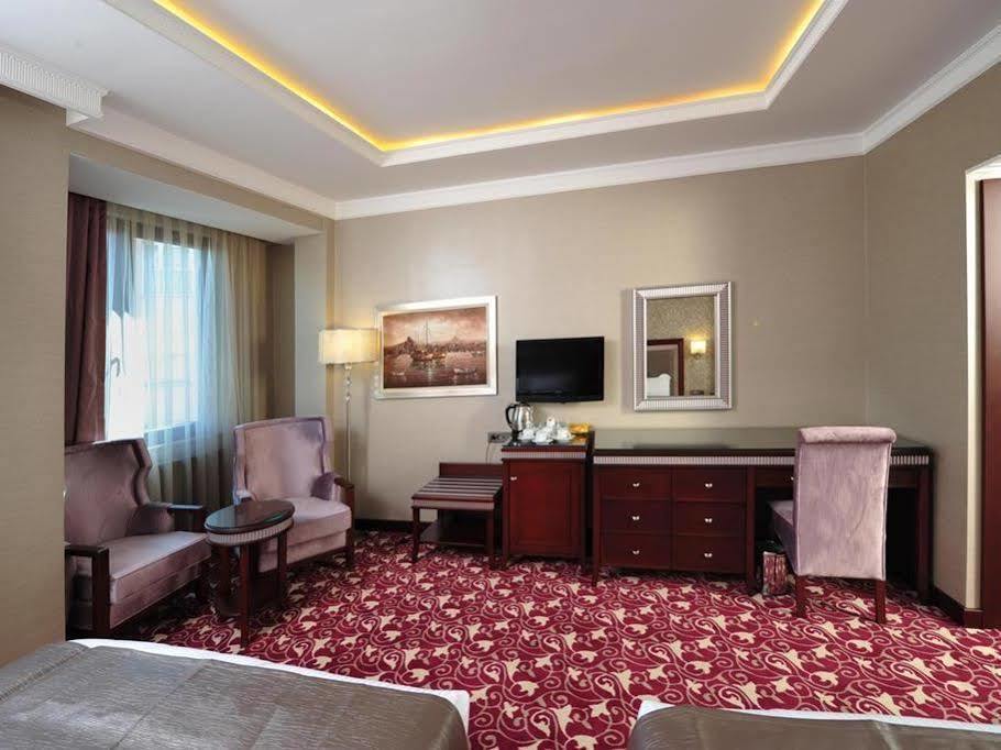 Emporium 4*