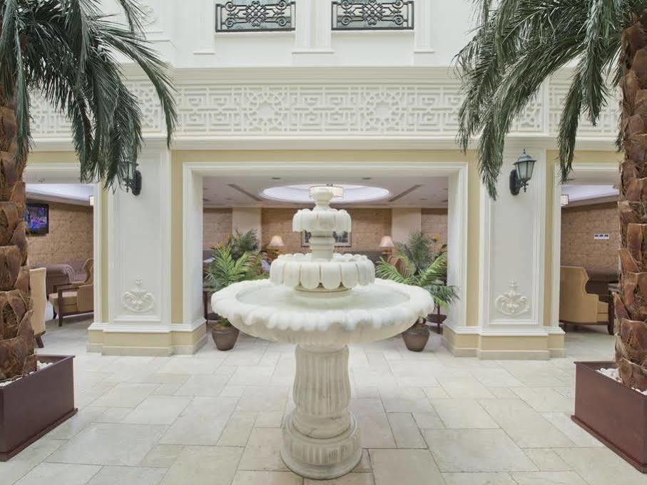 Emporium Hotel 4*