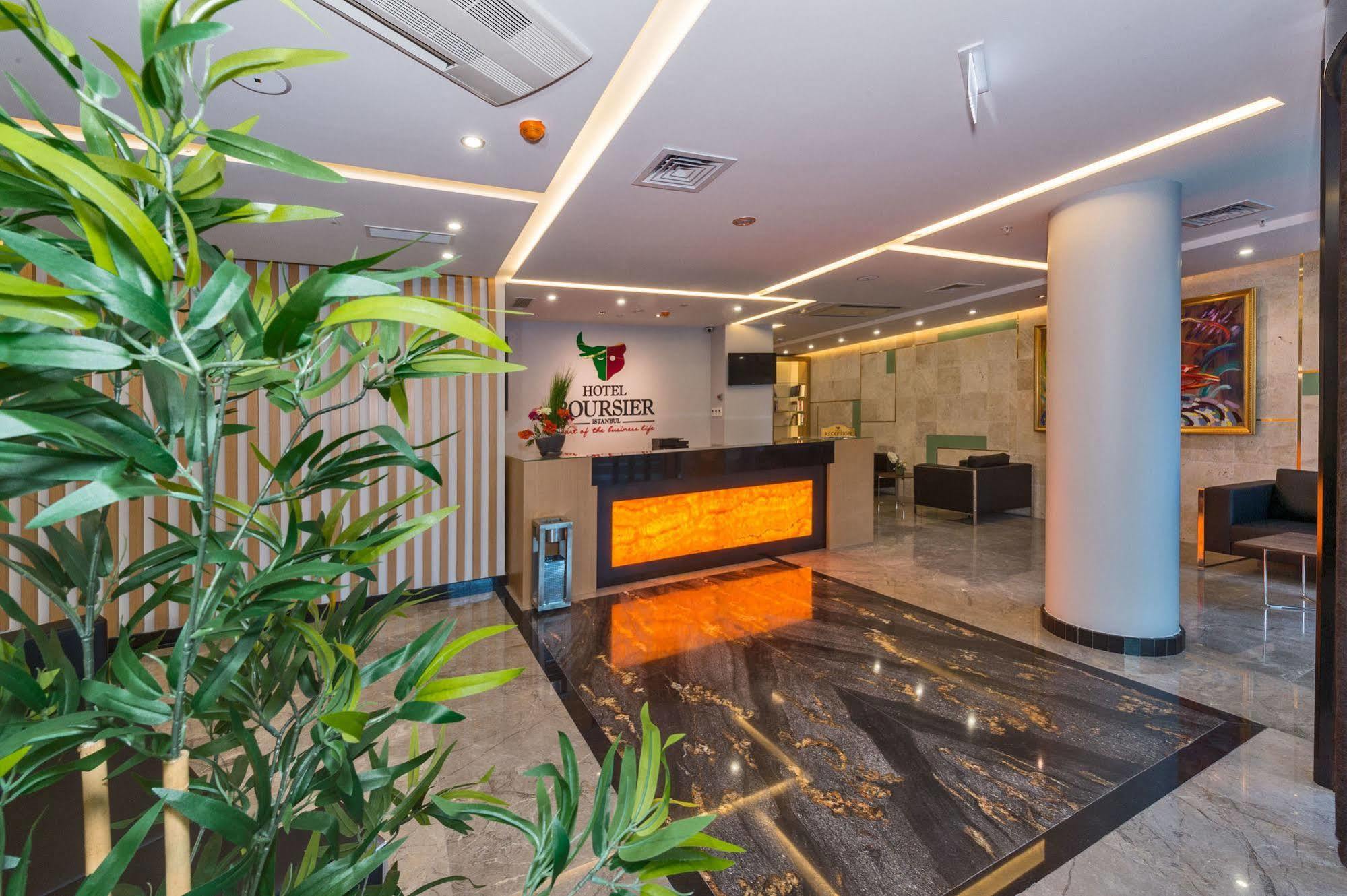 Boursier 1 & Hotel 4*