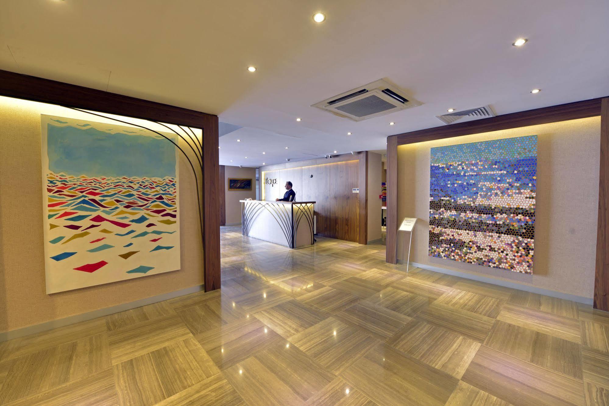 Hotel Upsuites