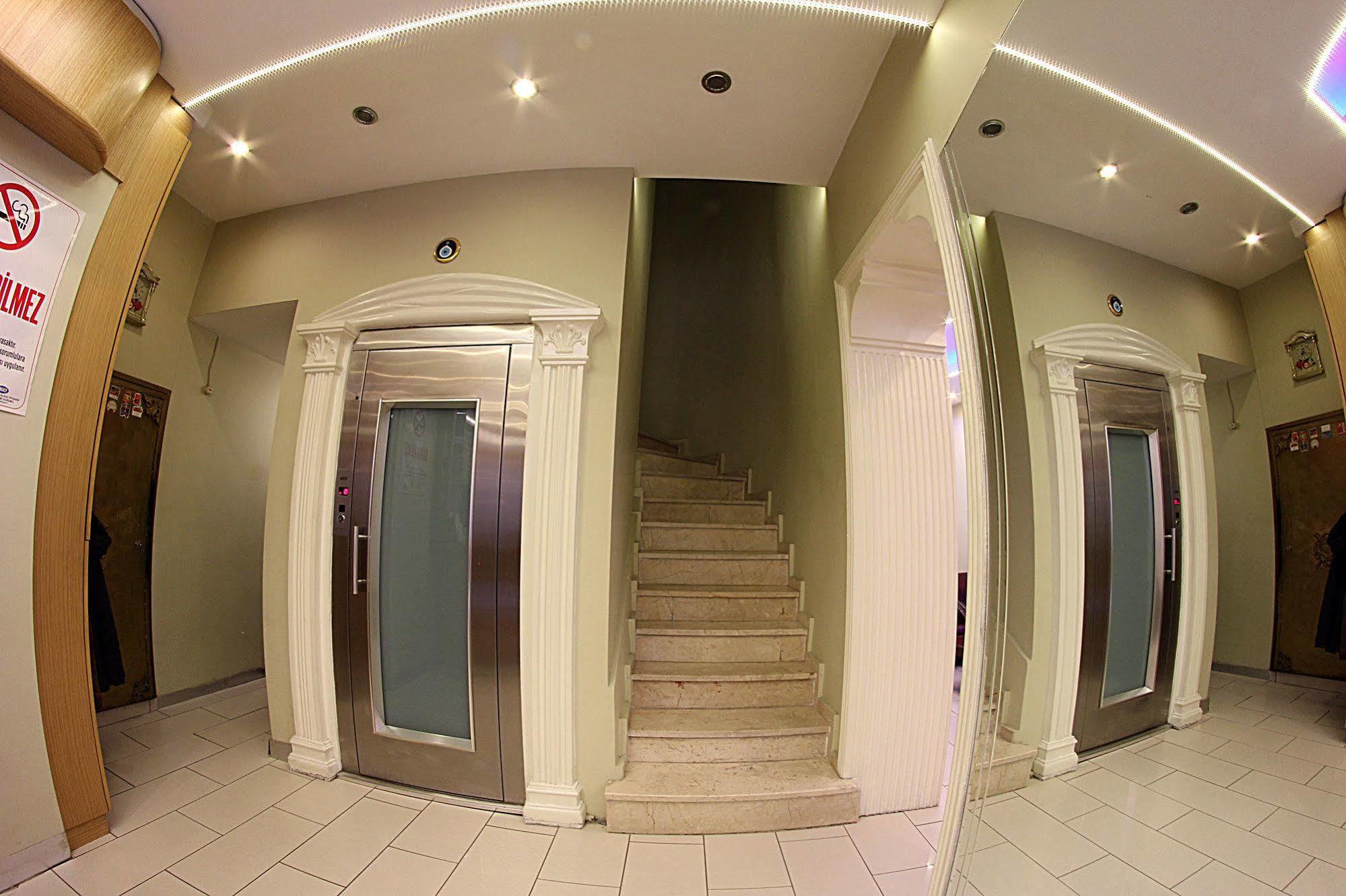 Hotel Paradise 3*