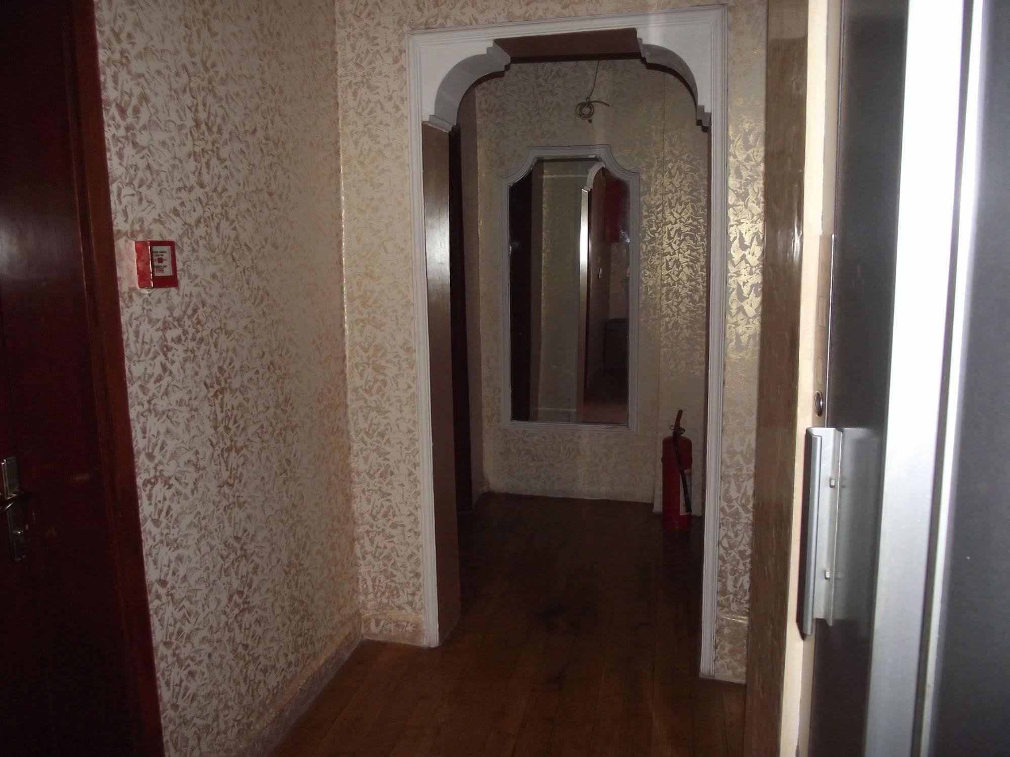 Paradise Hotel