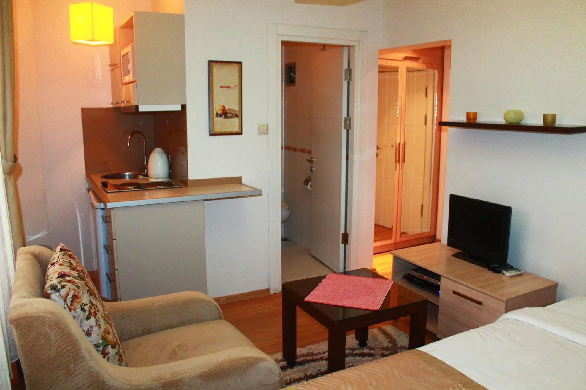 Aparthotel Liva 3*