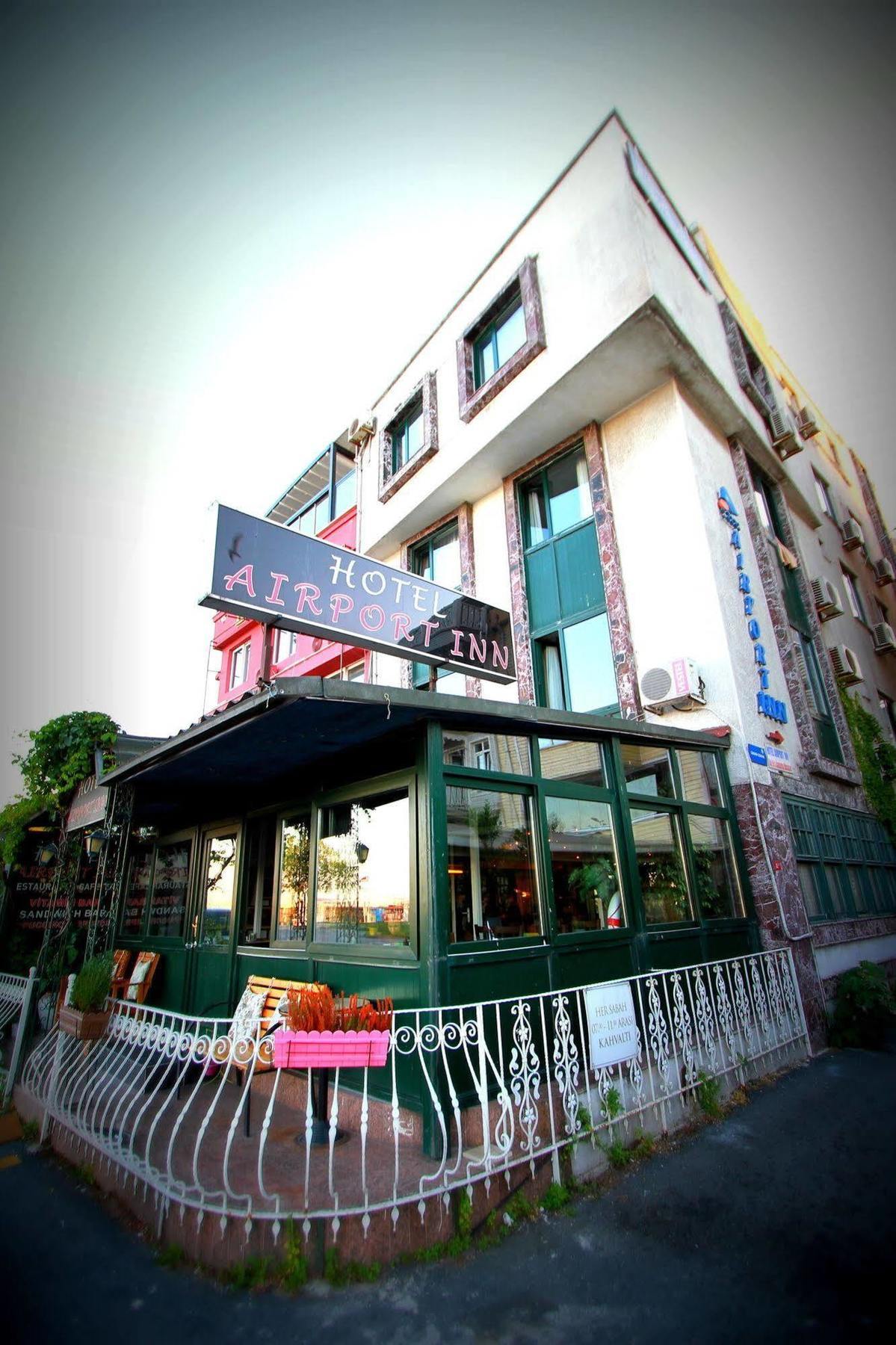 Otel Airport 2*