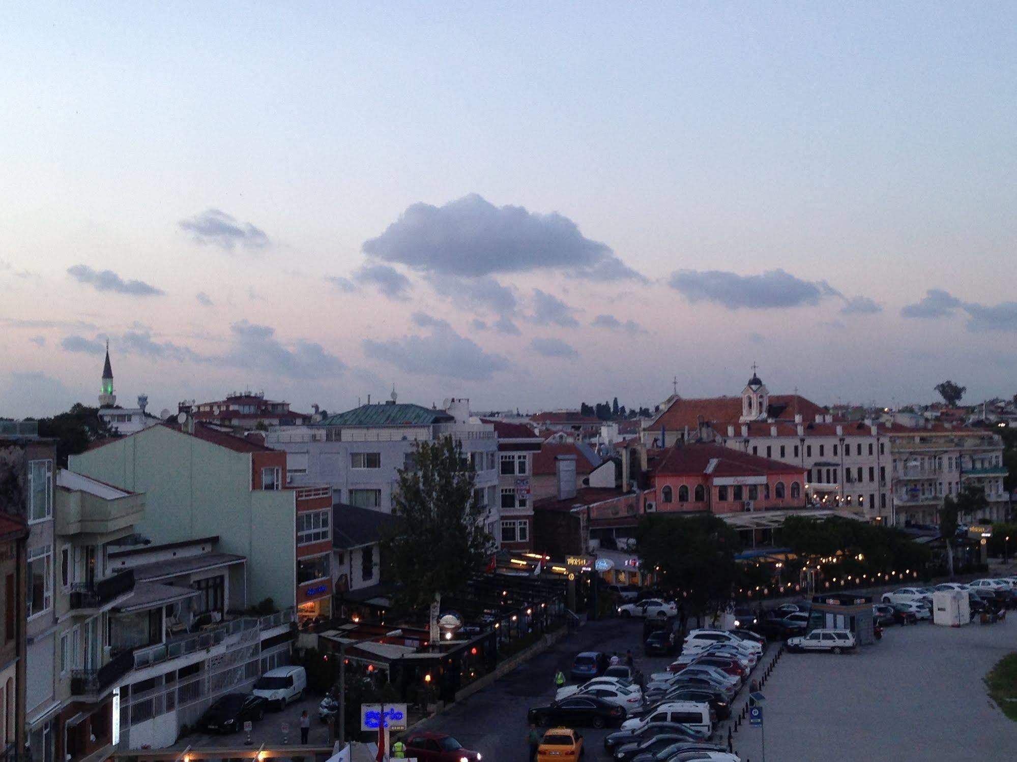 Airport Otel