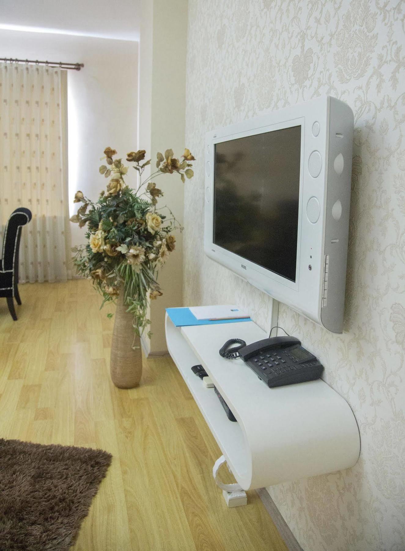 Aparthotel Airport 3*