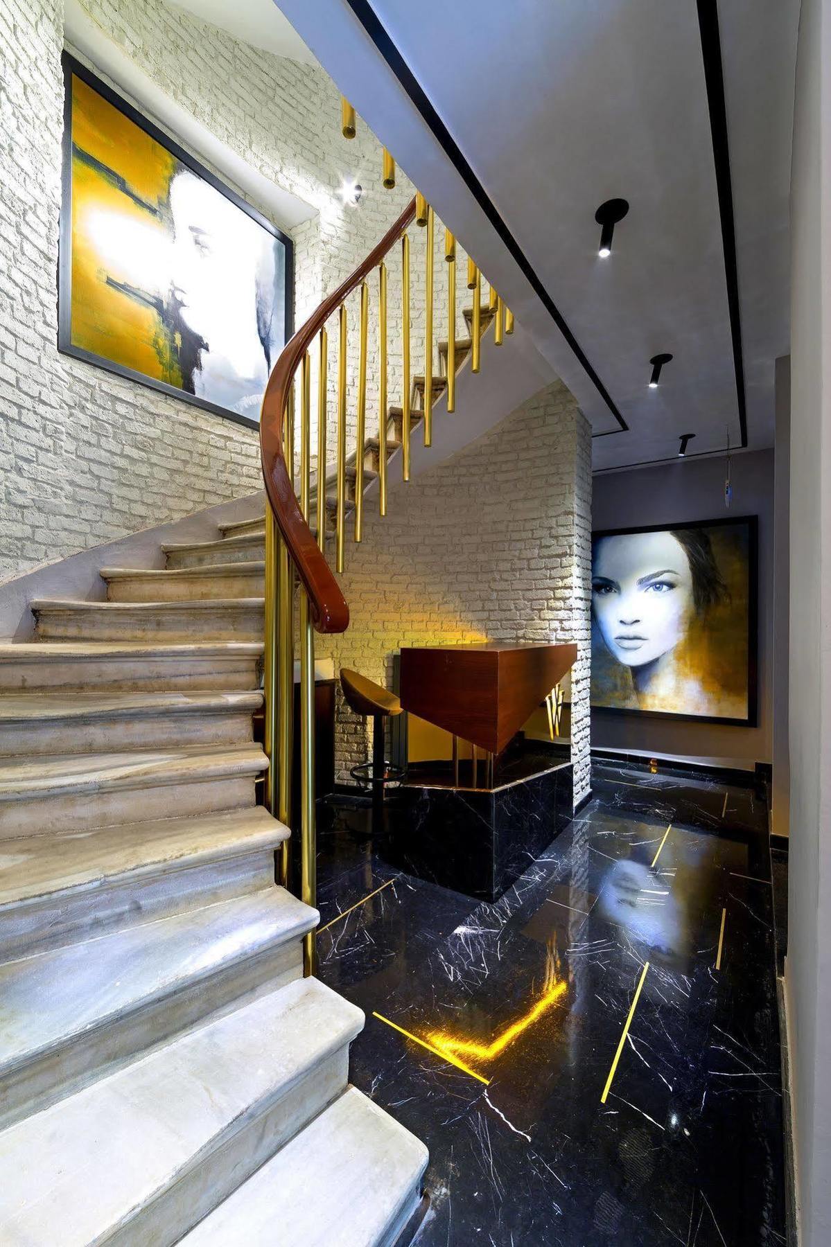 Walton Galata