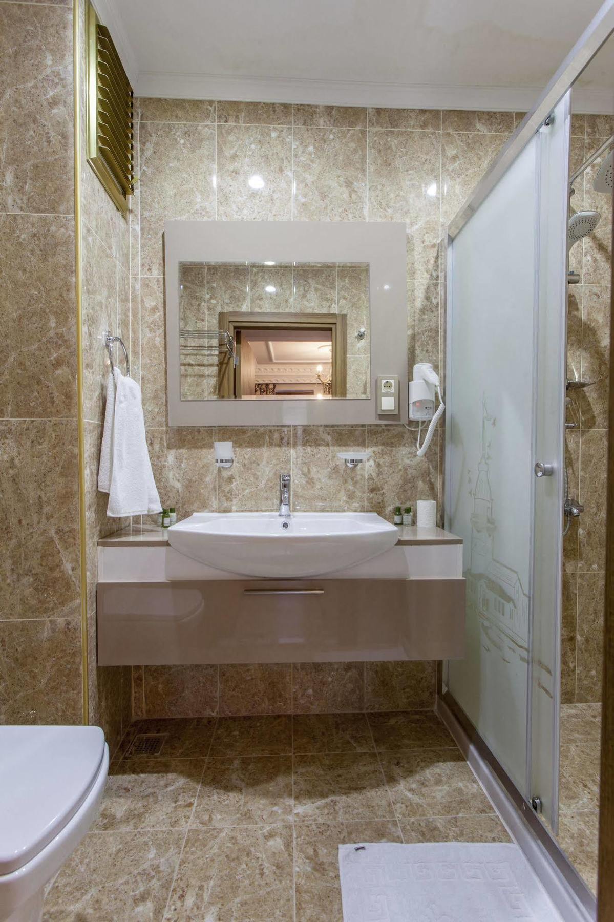 Hotel Asya World