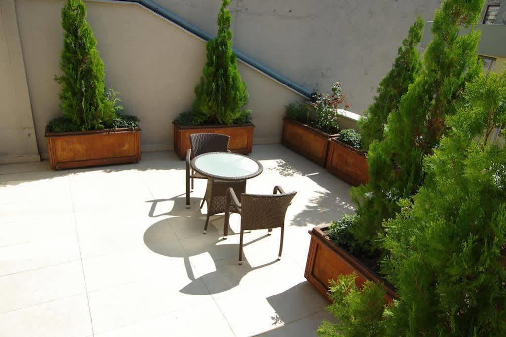 Aparthotel Pera