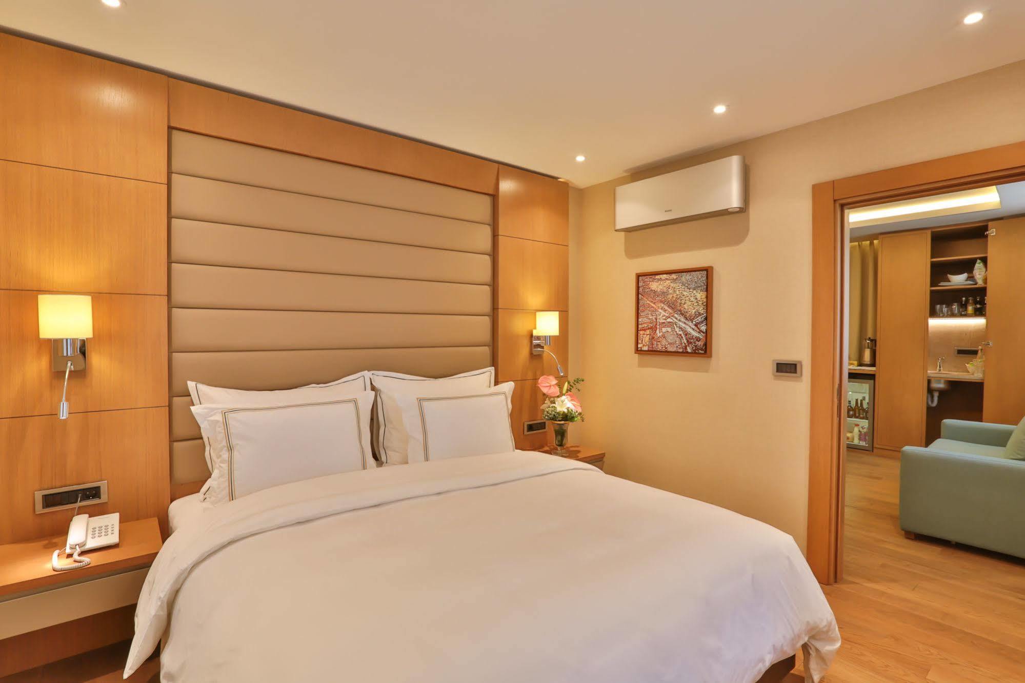 Ada Nisantasi Hotel