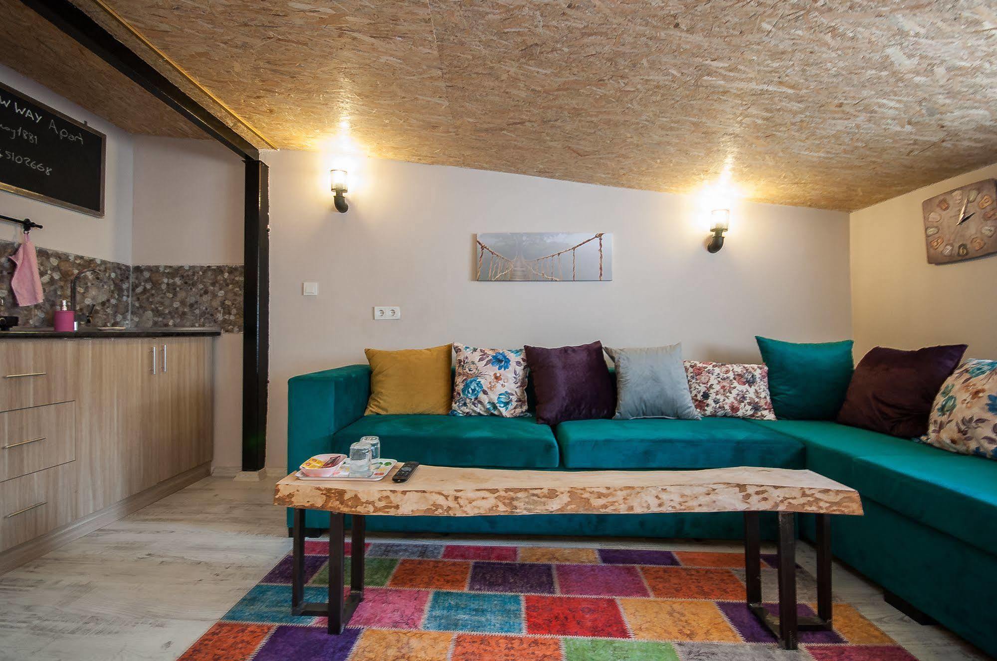 Aparthotel Newway 2*