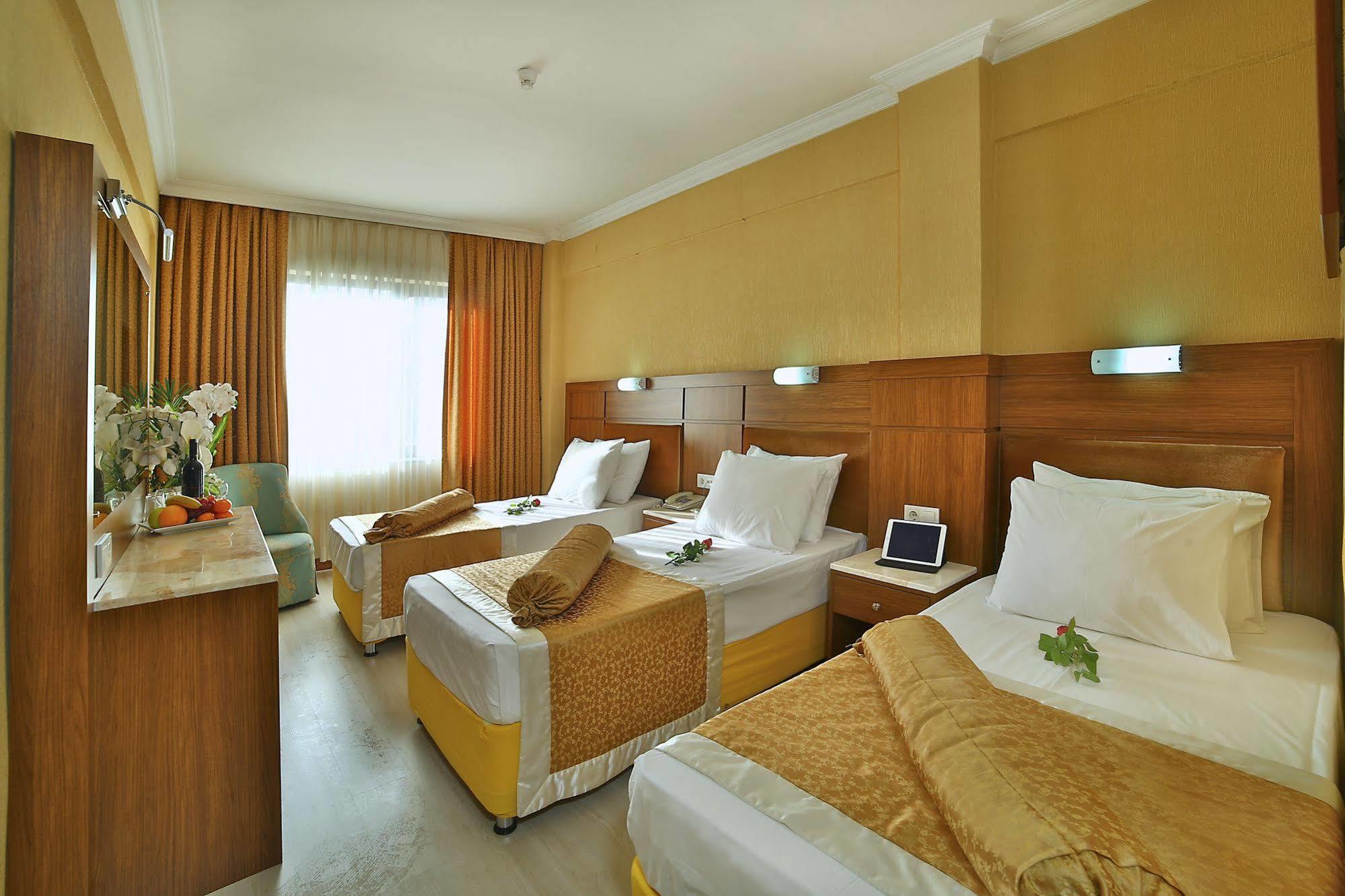 The Center Hotel