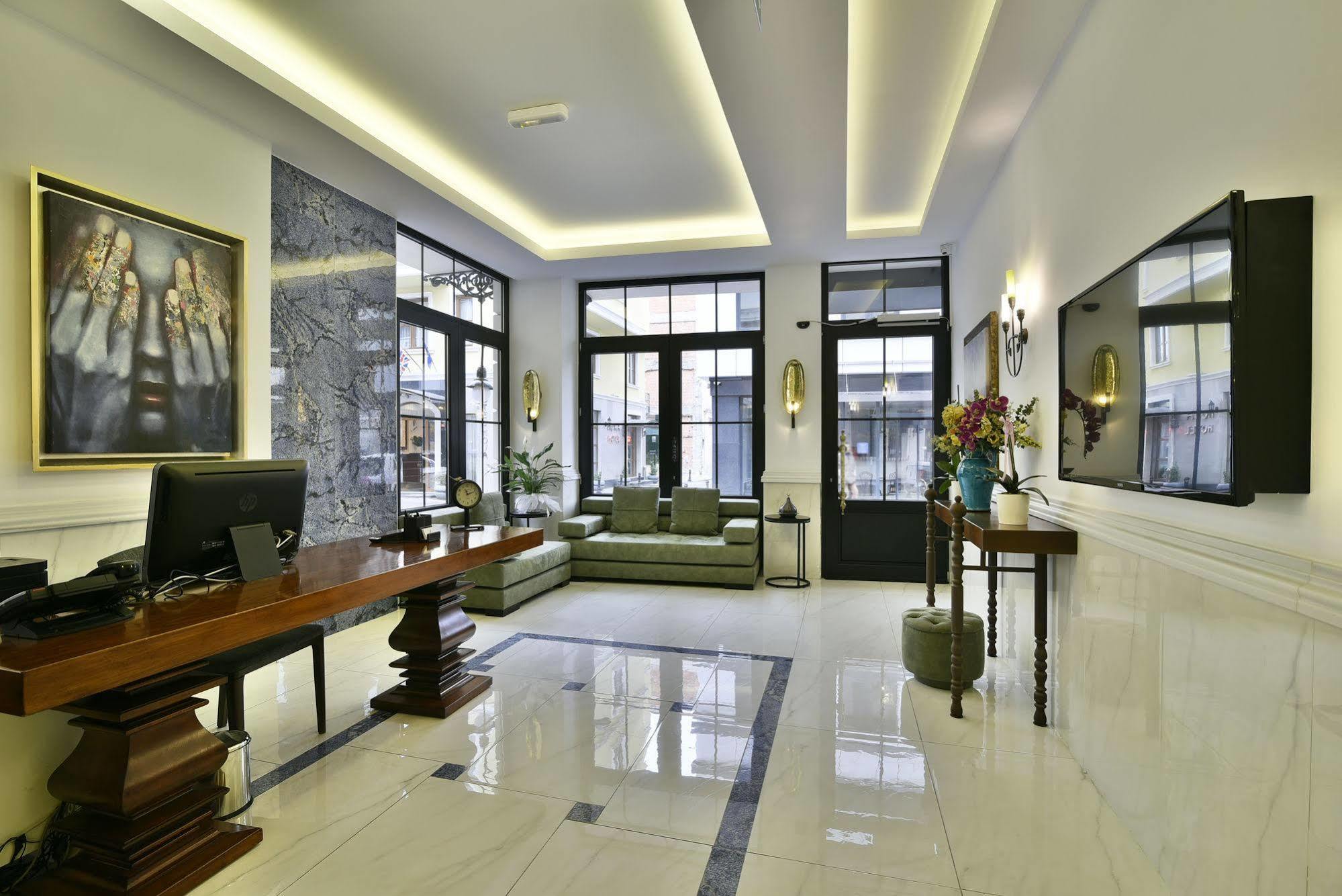 Life (adults Only) Hotel 4*