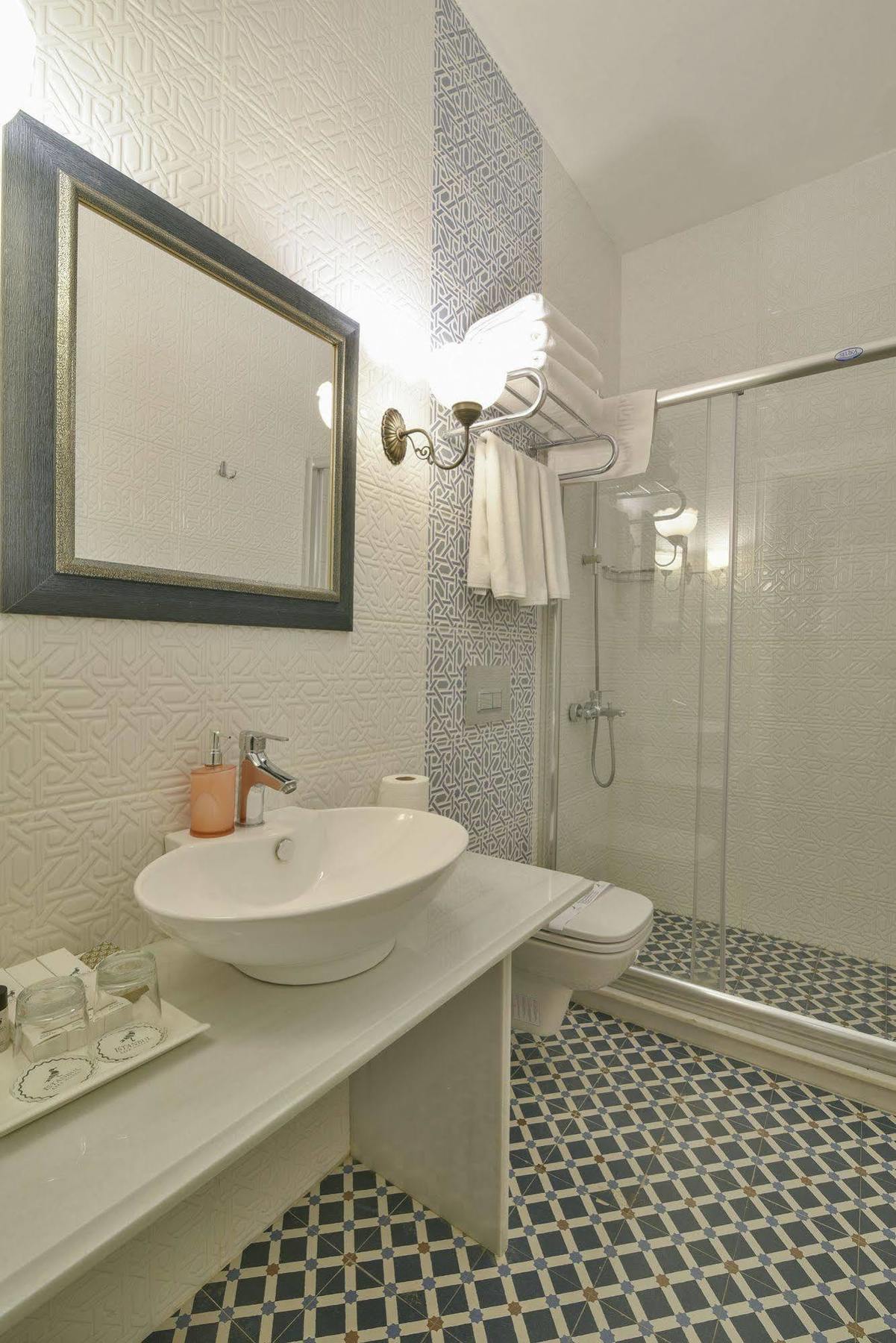 Hotel Life (adults Only) 4*