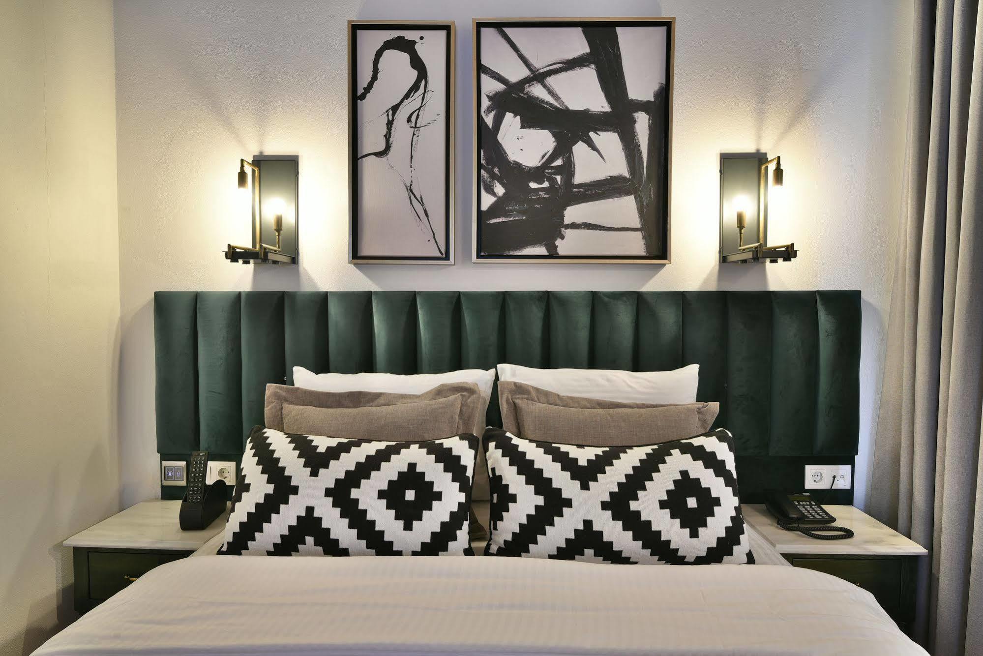 Life (adults Only) Hotel