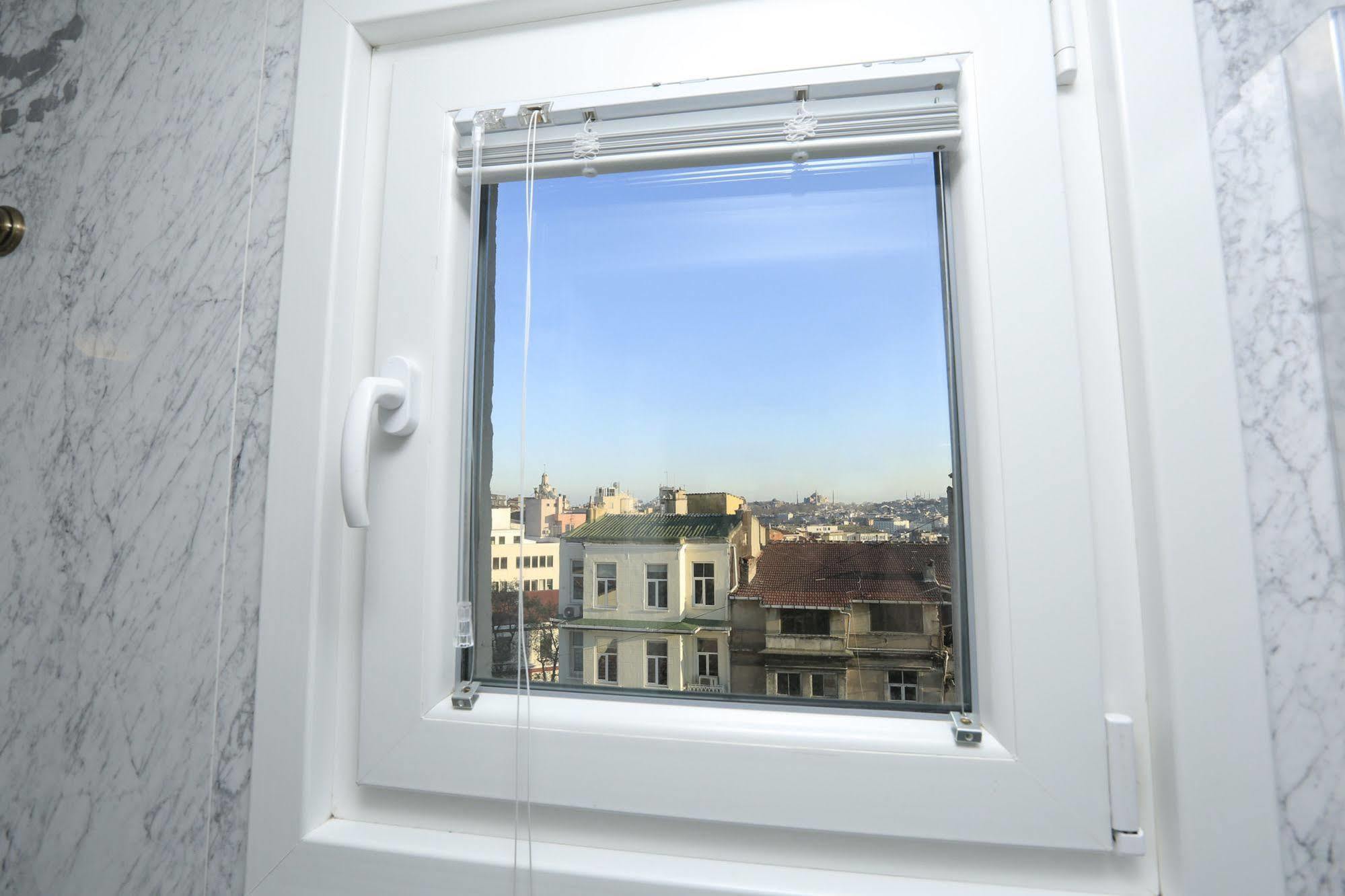 Otel Art Nouveau Pera 2*