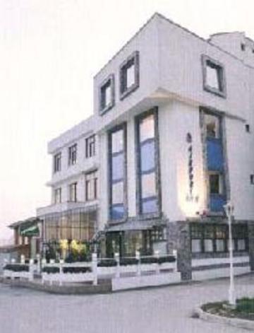 Airport Otel 2*