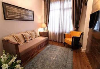 Urban Homes Apartment