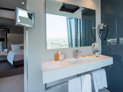 Centro Westside By Rotana Hotel
