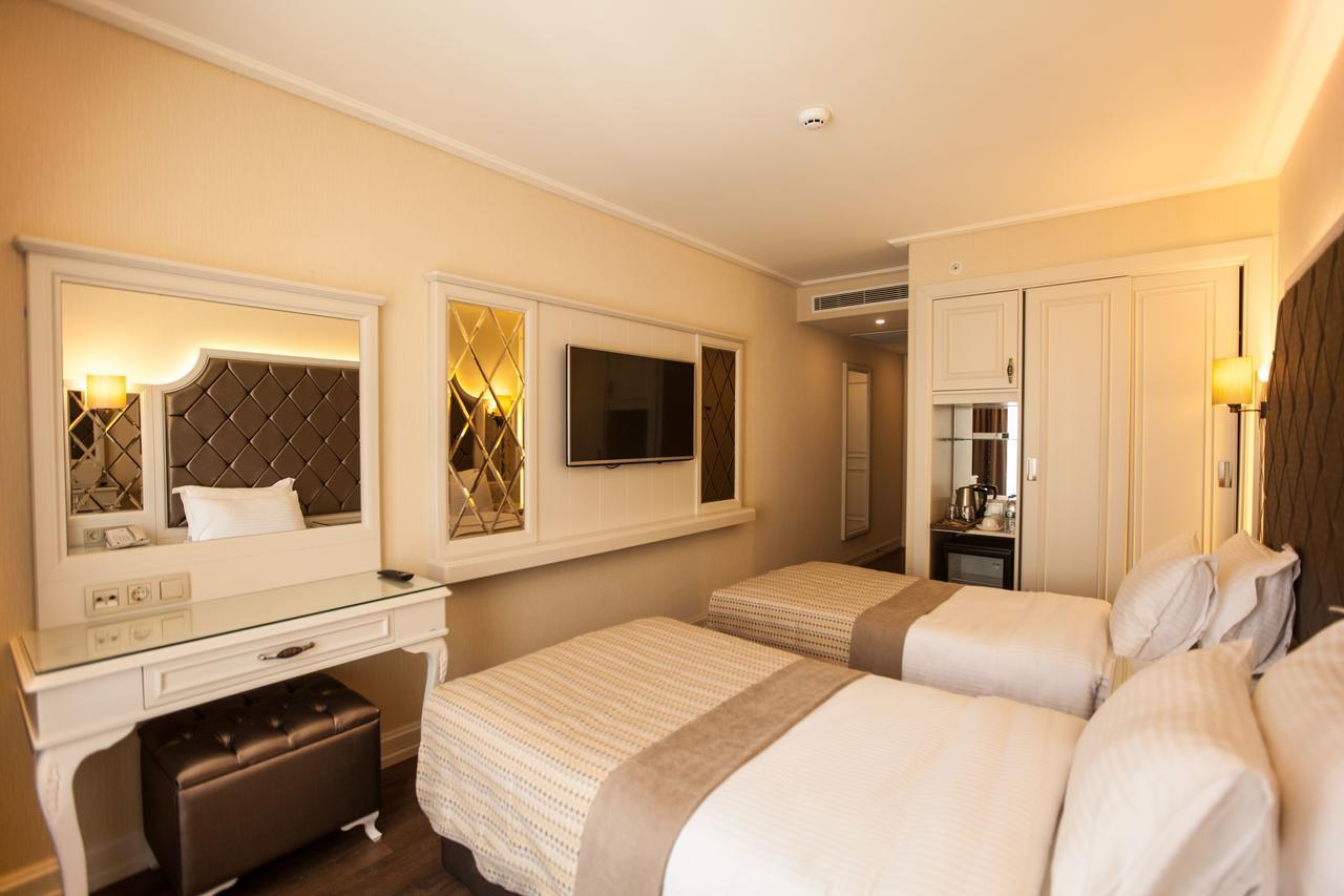 Miss Hotel