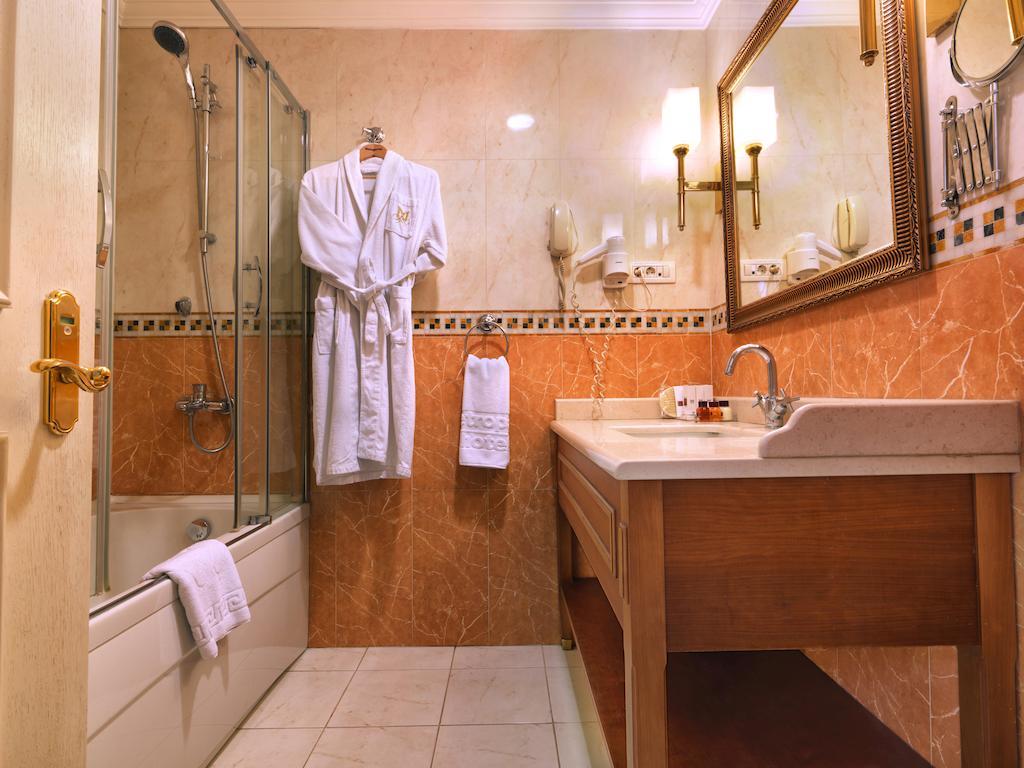 Hotel Taksim Metropark 4*