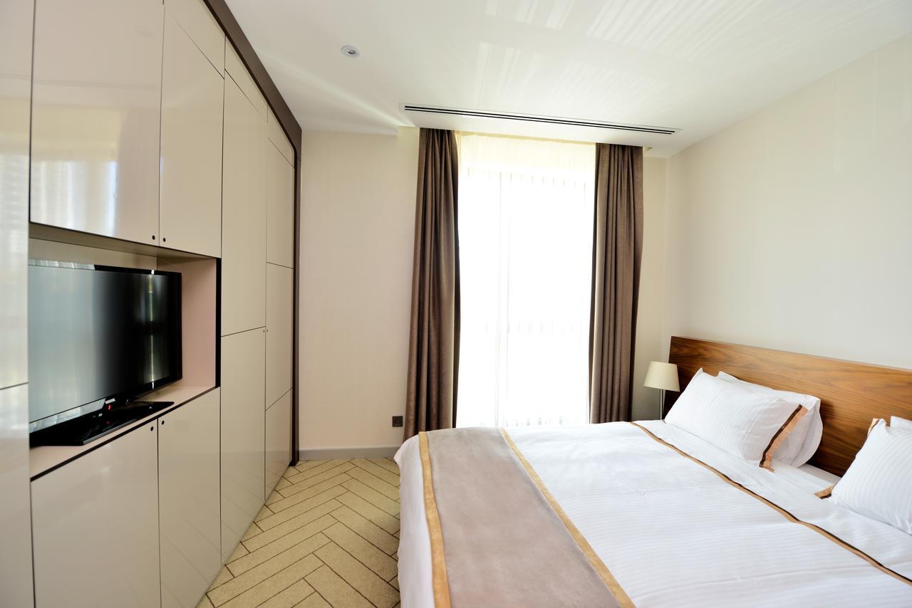 Upsuites Hotel