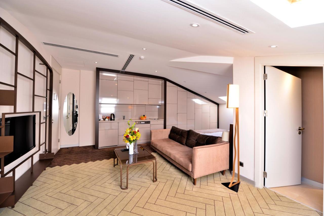 Upsuites Otel 4*