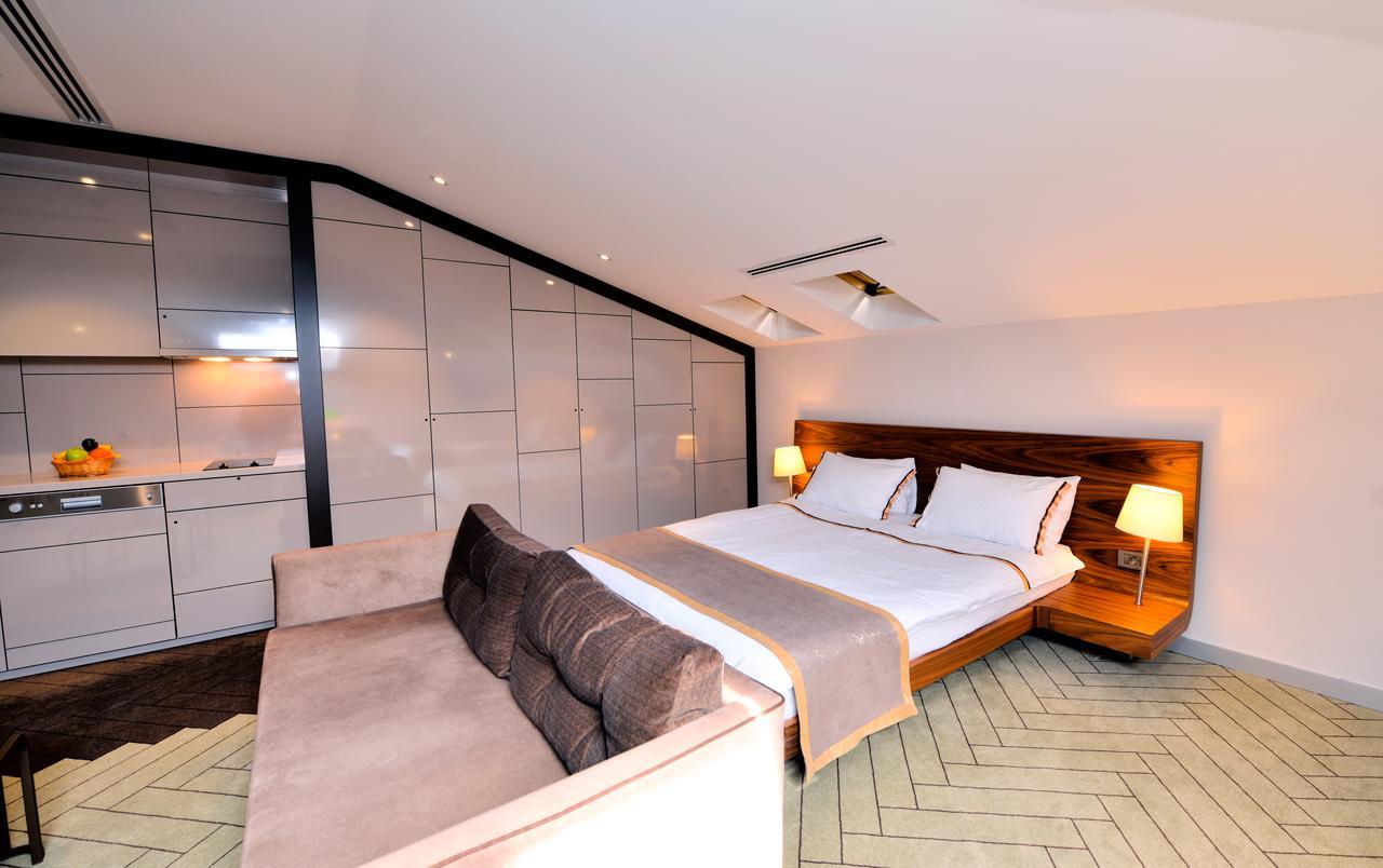 Upsuites