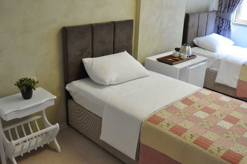Hotel Zirve Kadikoy 2*